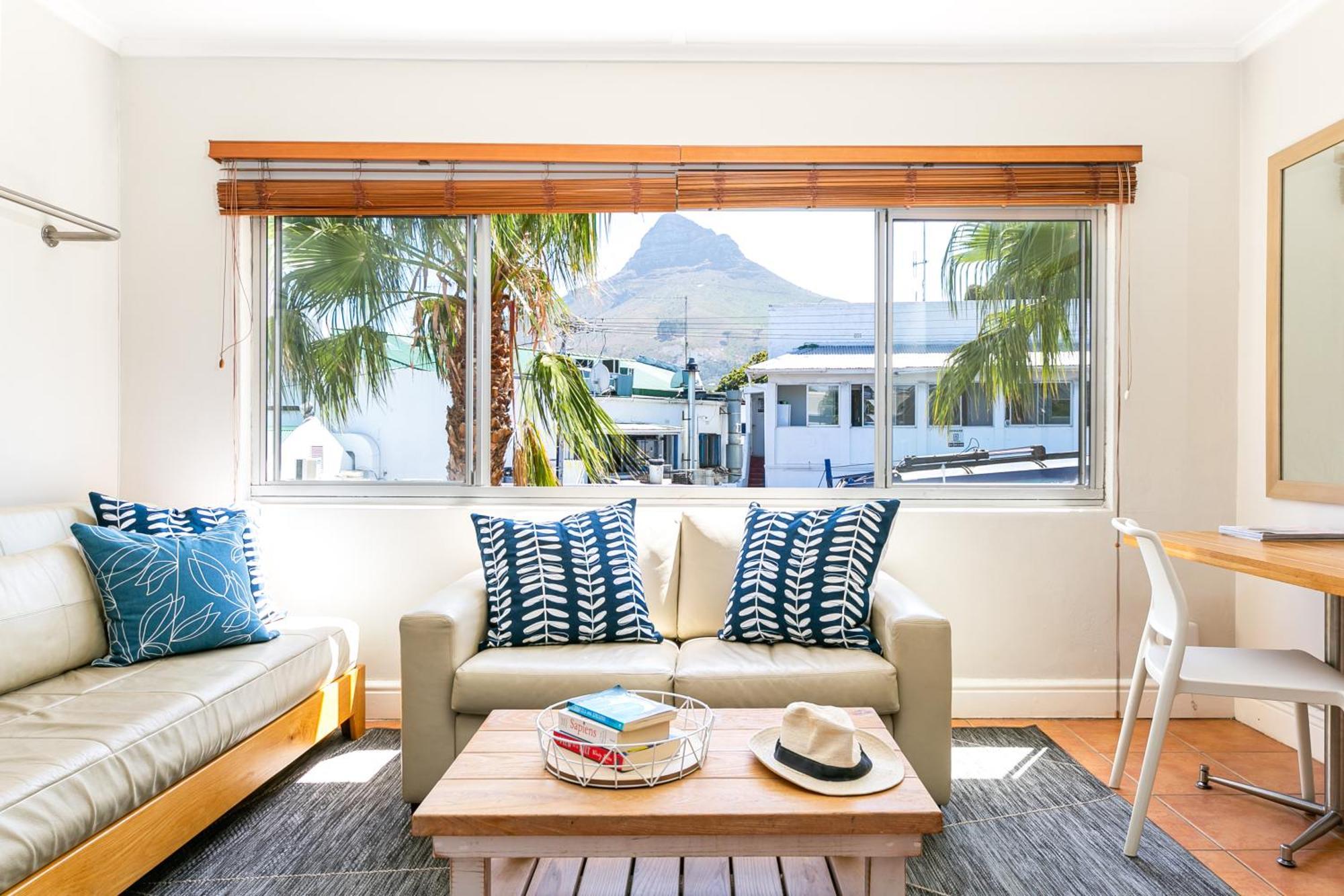 Camps Bay Village - Studios And Apartments Cape Town Bagian luar foto