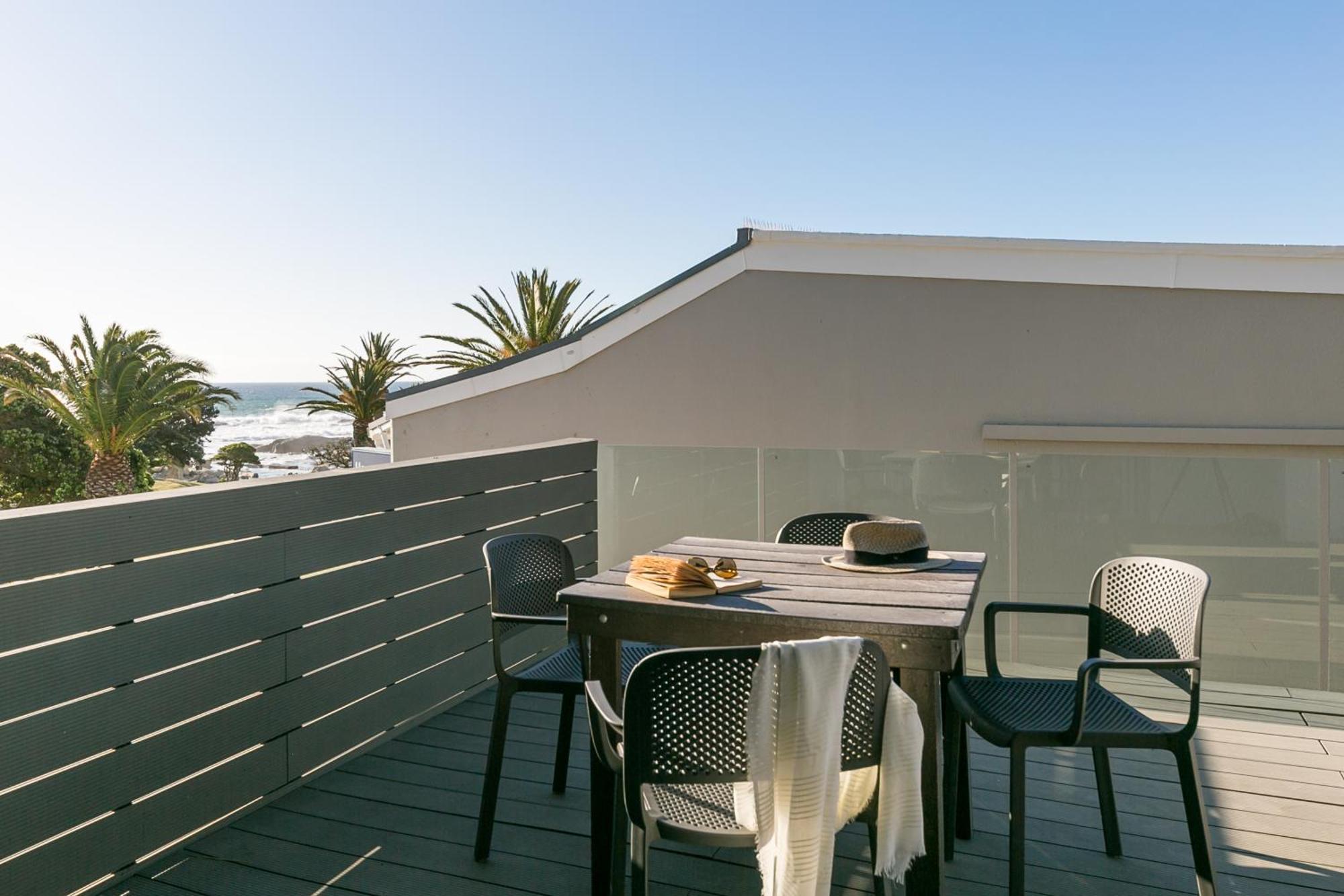 Camps Bay Village - Studios And Apartments Cape Town Bagian luar foto