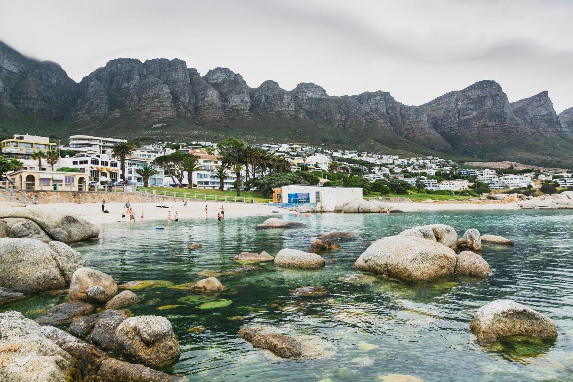 Camps Bay Village - Studios And Apartments Cape Town Bagian luar foto