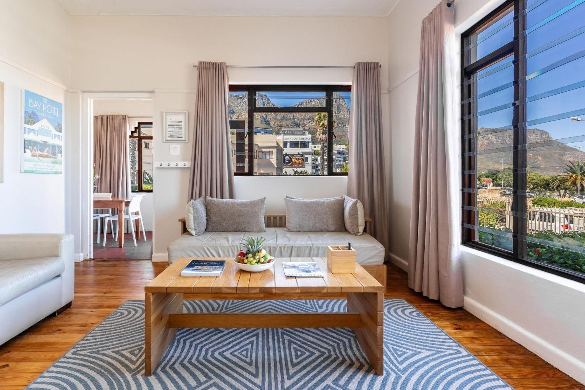 Camps Bay Village - Studios And Apartments Cape Town Bagian luar foto